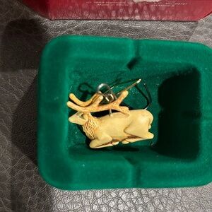 1989 Hallmark Scrimshaw reindeer mini ornament